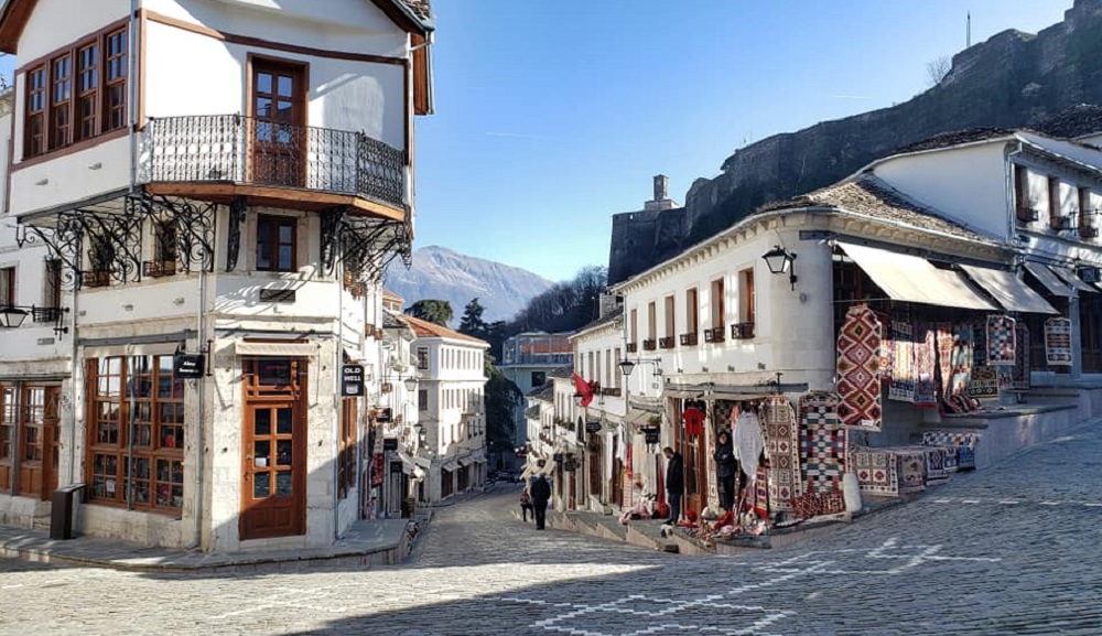 Shpallen fituesit, 10.2 mln euro per permiresimin urban ne Sarande dhe Gjirokaster